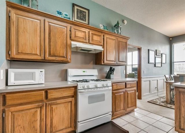 213 Sandstone Drive, Norman, OK 73071