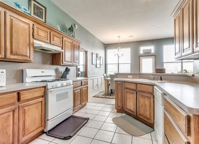 213 Sandstone Drive, Norman, OK 73071