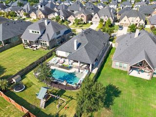 1033 Bat Hawk Court, Conroe, TX 77385