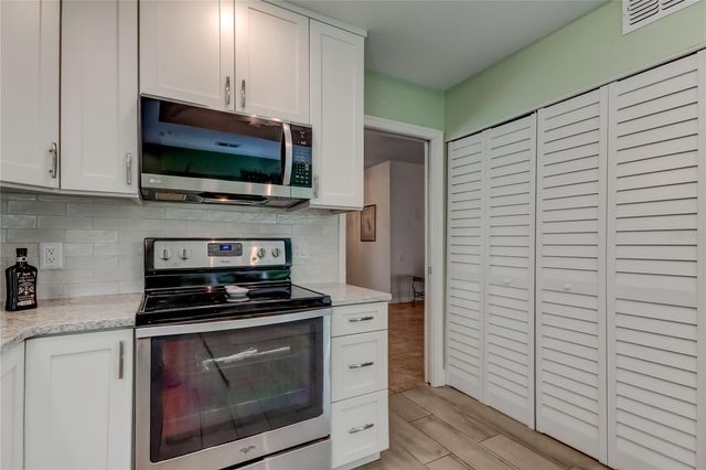 1858 LAKE CYPRESS DRIVE 202, Safety Harbor, FL 34695