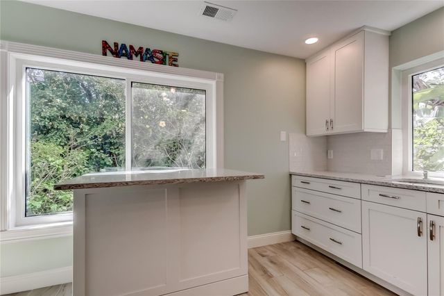 1858 LAKE CYPRESS DRIVE 202, Safety Harbor, FL 34695