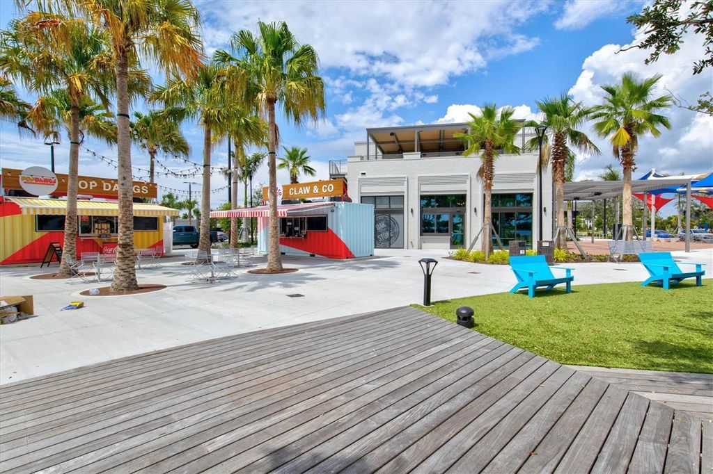 Image 88 of property listing at 13179 BORREGO STREET, Venice, FL 34293