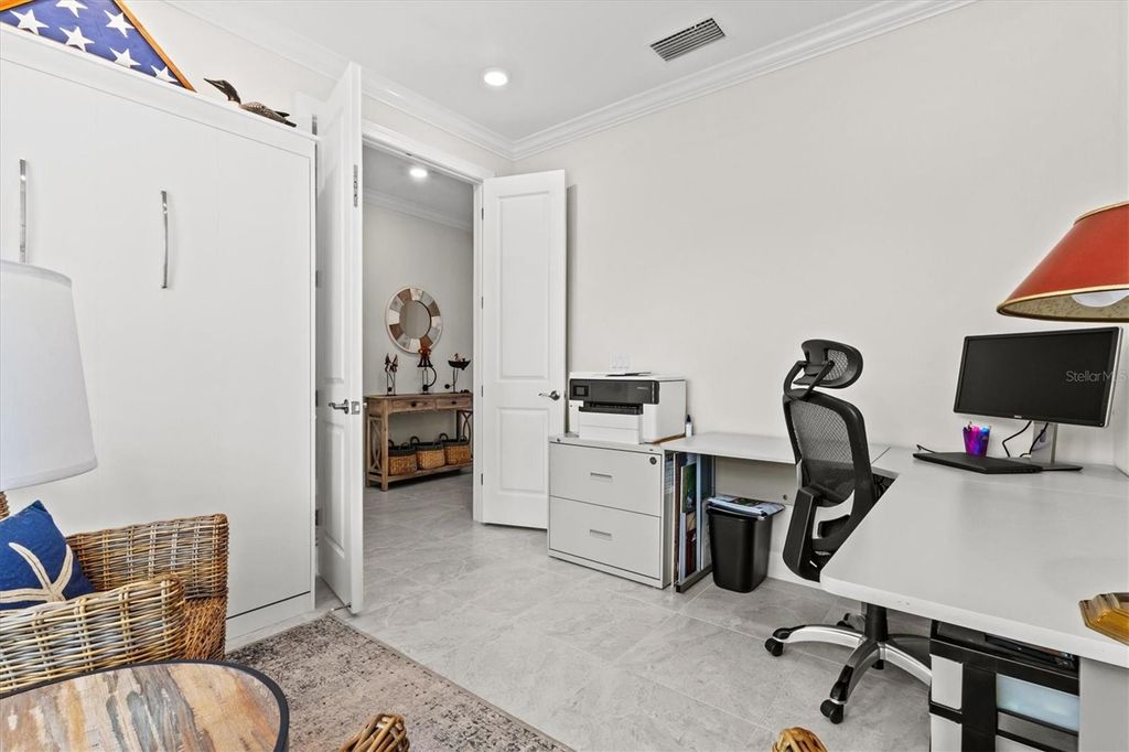 Image 10 of property listing at 13179 BORREGO STREET, Venice, FL 34293