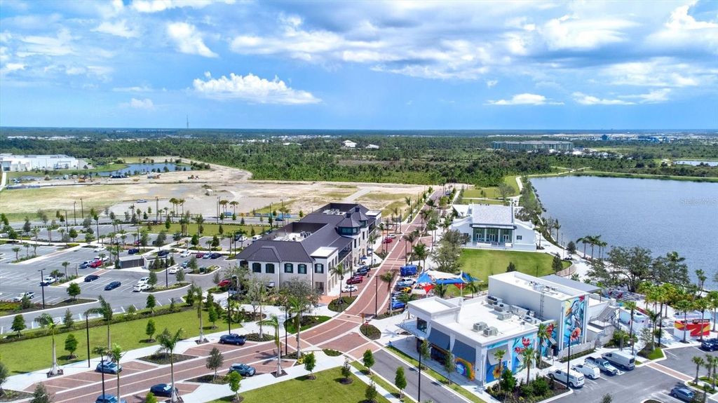 Image 92 of property listing at 13179 BORREGO STREET, Venice, FL 34293