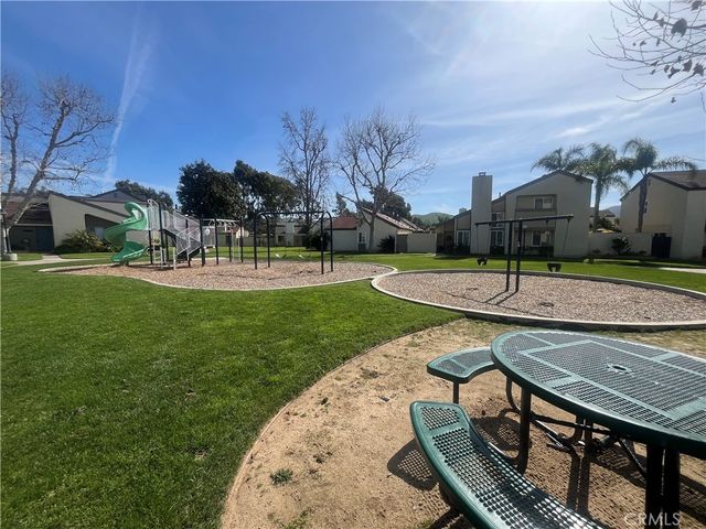 27585 Starrise, San Juan Capistrano, CA 92675