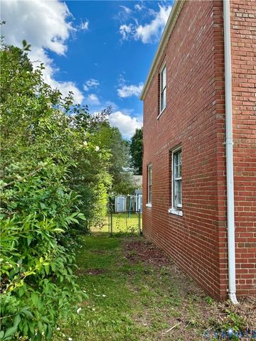 2107 Barclay Rd, Henrico, VA 23228
