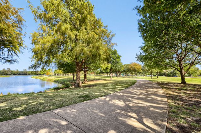 8121 Fountain Springs Drive, Plano, TX 75025
