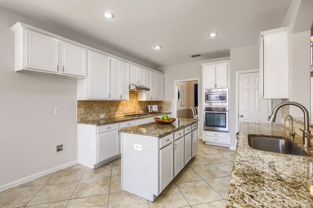 8121 Fountain Springs Drive, Plano, TX 75025