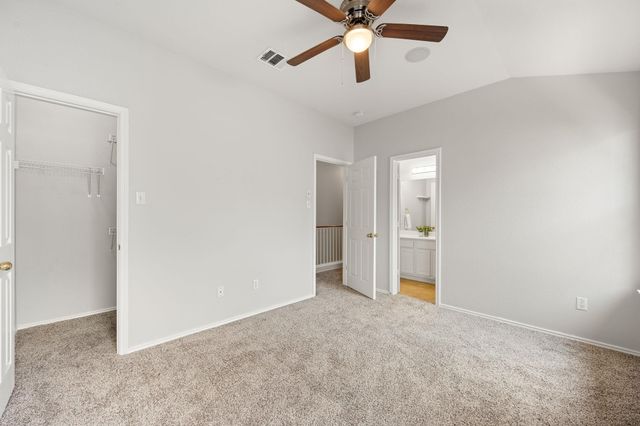 16100 S Great Oaks DR 102, Round Rock, TX 78681