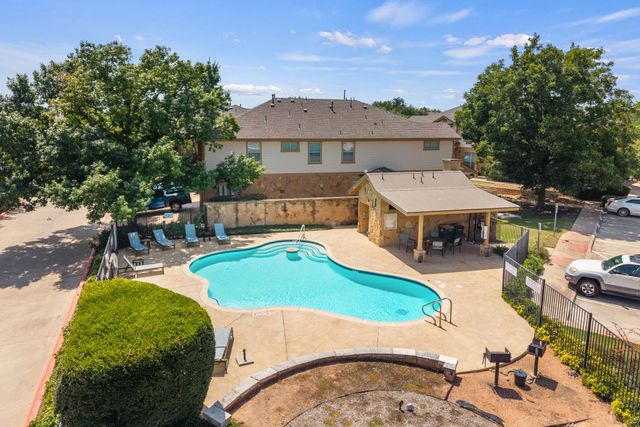 16100 S Great Oaks DR 102, Round Rock, TX 78681