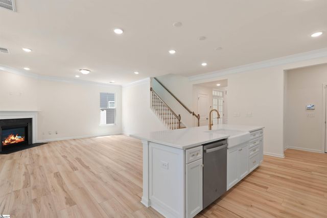 624 Columbus Circle, Simpsonville, SC 29680