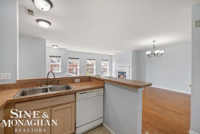 25480 Saint James Street, Southfield Twp, MI 48075