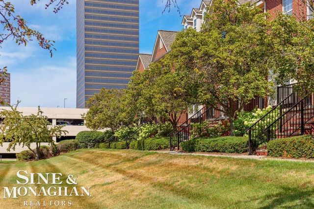 25480 Saint James Street, Southfield Twp, MI 48075