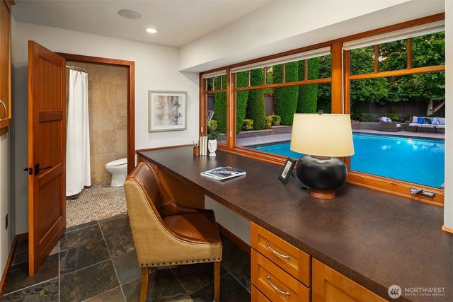 9520 NE 16th Street, Clyde Hill, WA 98004