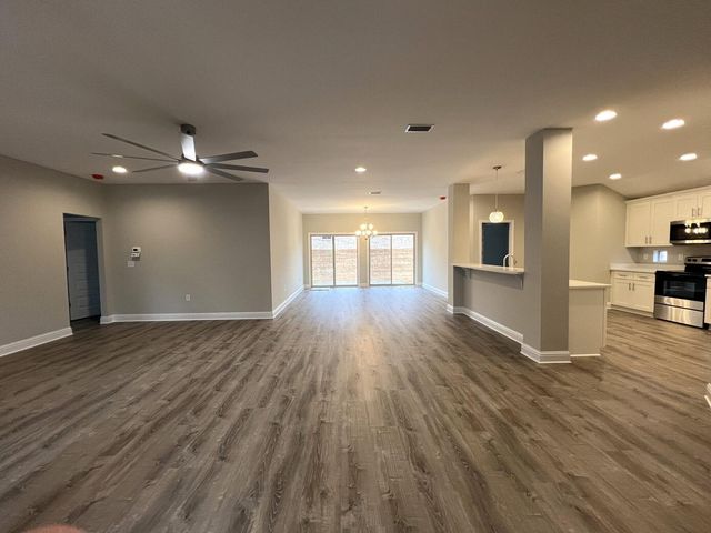 445 Scooter Cove Cove, Crestview, FL 32539