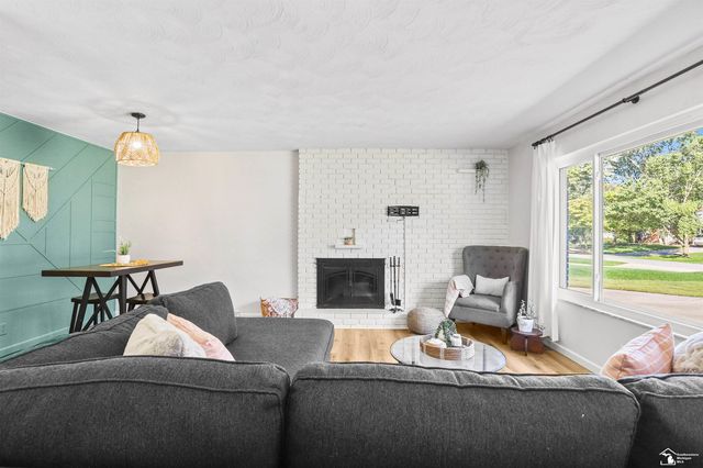 1167 Oakmont Drive, Temperance, MI 48182