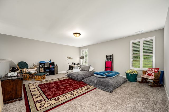 7076 Big Oak Ln, Nolensville, TN 37135