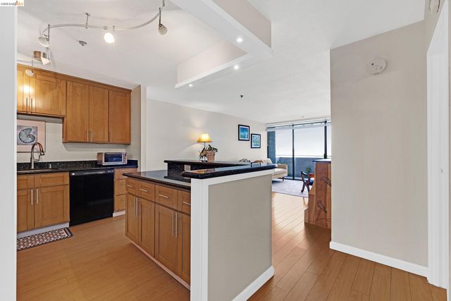 555 Pierce St 526, Albany, CA 94706