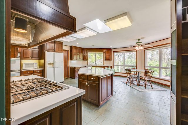 1939 Riverport Road, Kingsport, TN 37660