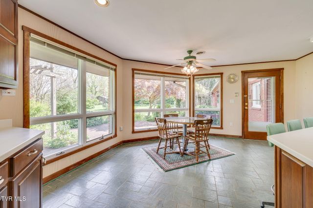 1939 Riverport Road, Kingsport, TN 37660