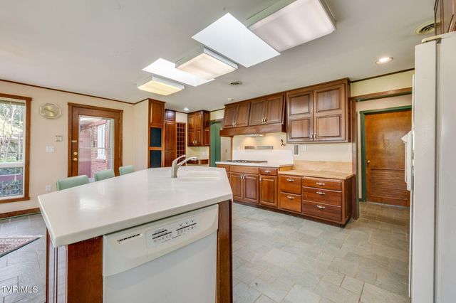 1939 Riverport Road, Kingsport, TN 37660