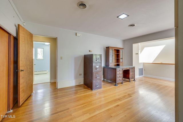 1939 Riverport Road, Kingsport, TN 37660
