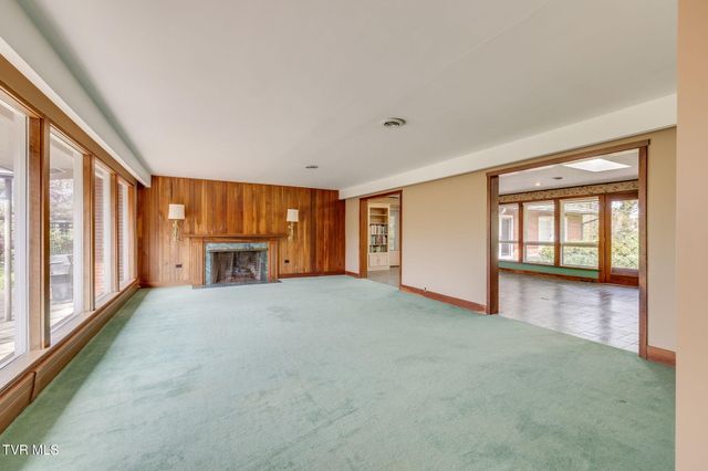 1939 Riverport Road, Kingsport, TN 37660