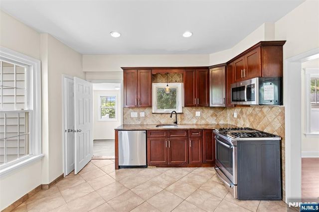 158 Elberon Avenue, Hawthorne, NJ 07506
