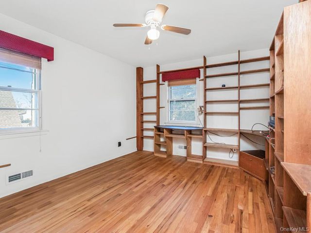 28 Moore Street, Hartsdale, NY 10530