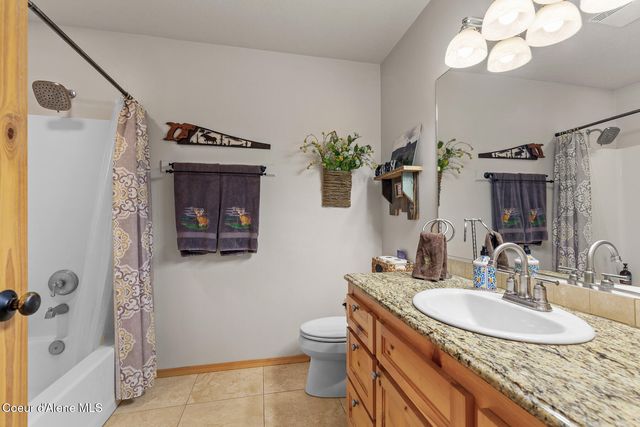 1985 W Jesse CT, Rathdrum, ID 83858