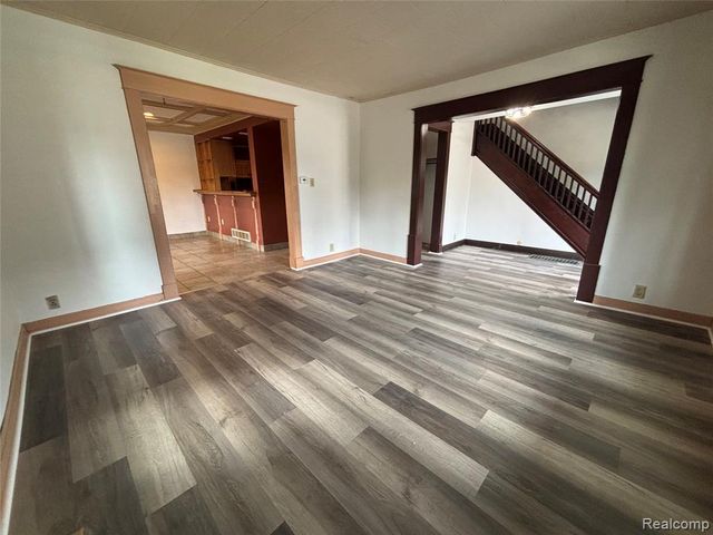 409 King Street, Ionia, MI 48846