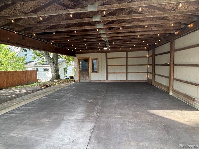 409 King Street, Ionia, MI 48846