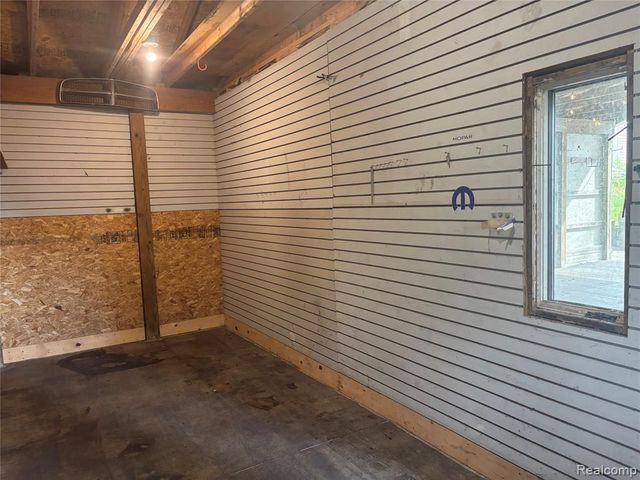 409 King Street, Ionia, MI 48846