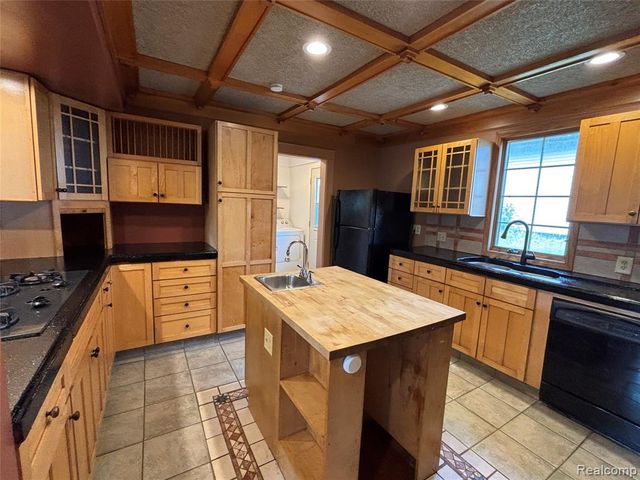 409 King Street, Ionia, MI 48846