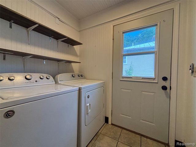 409 King Street, Ionia, MI 48846