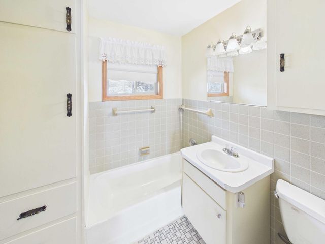 27906 Ambassador Drive, Grey Eagle, MN 56336