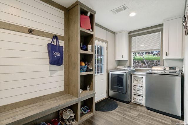 750 Regina Dr, Canyon Lake, TX 78133