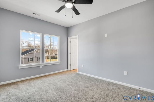 425 BYRNE St, Petersburg, VA 23803