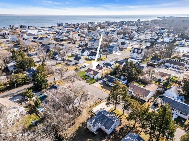 78 Adriatic Avenue, Waretown, NJ 08758