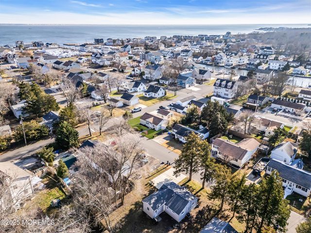 78 Adriatic Avenue, Waretown, NJ 08758