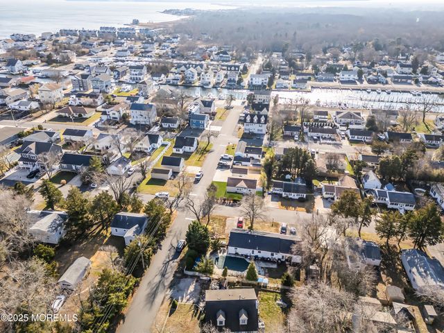 78 Adriatic Avenue, Waretown, NJ 08758