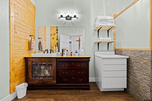 217 N Montgomery St., Gilmer, TX 75644