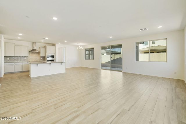 15662 W CHRISTY Drive, Surprise, AZ 85379