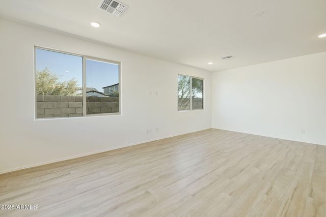 15662 W CHRISTY Drive, Surprise, AZ 85379