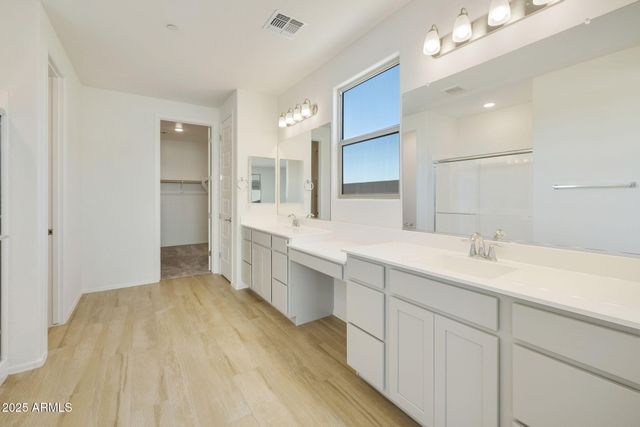 15662 W CHRISTY Drive, Surprise, AZ 85379