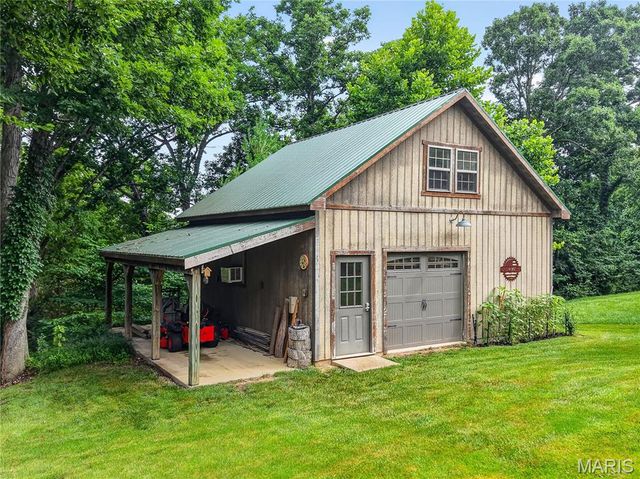 50 Hoffman Hills Drive, Unincorporated, MO 63385