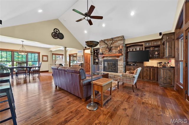 50 Hoffman Hills Drive, Unincorporated, MO 63385