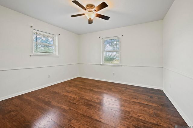 5235 Fennwood Dr, Zachary, LA 70791