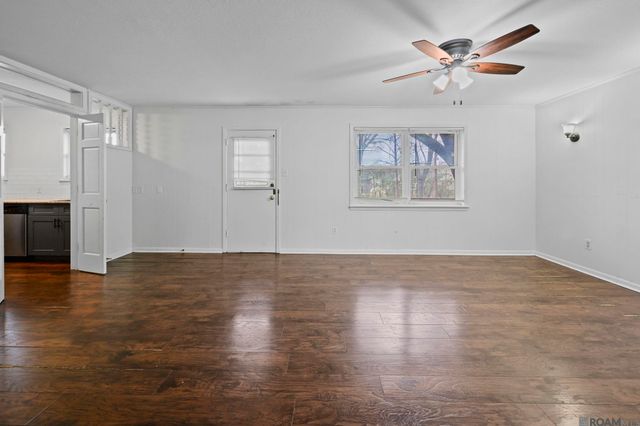 5235 Fennwood Dr, Zachary, LA 70791