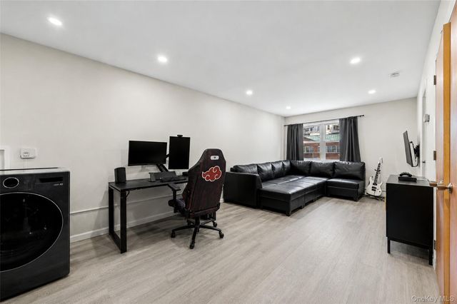42-18 235 Street, Douglaston, NY 11363